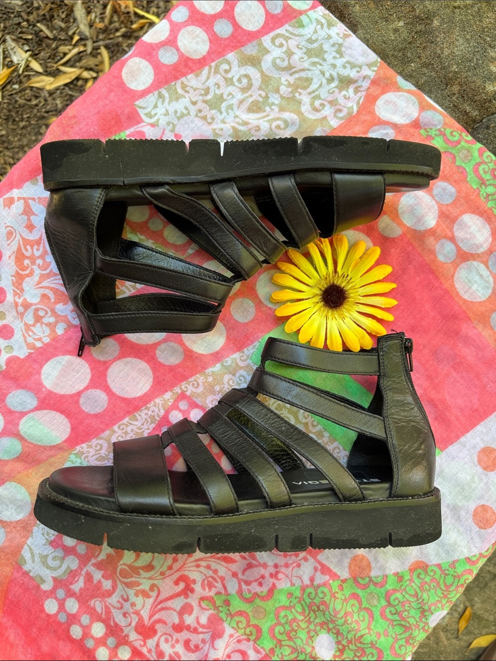 🌞 STRATEGIA; Black Leather Italian Designer Gladiator Sandals; Women’s Size 9! - Picture 5 of 15